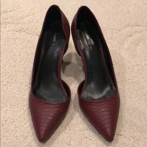 Burgundy pointy heels
